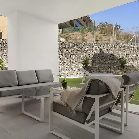 Vivi Homes - Calanova 1 Luxury, Garden, Pool & Sauna La Cala De Mijas
